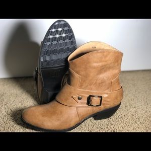 Cowgirl booties